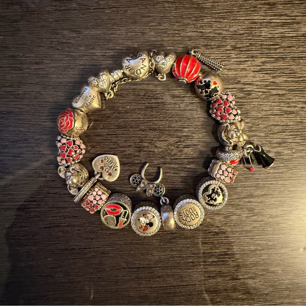 Elegant Silver and Red/Pink Charm Bracelet - Picture 2 of 3